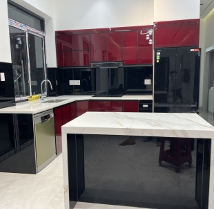 Tủ bếp hợp kim nhôm-cánh kính