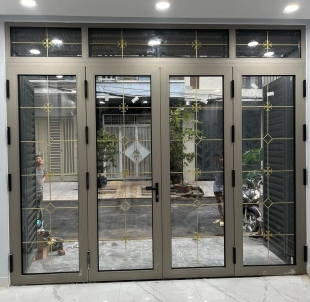 Cửa nhôm Maxpro màu Charmbanh