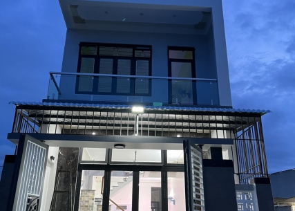 Nhà Chú Tuấn _ La Hà