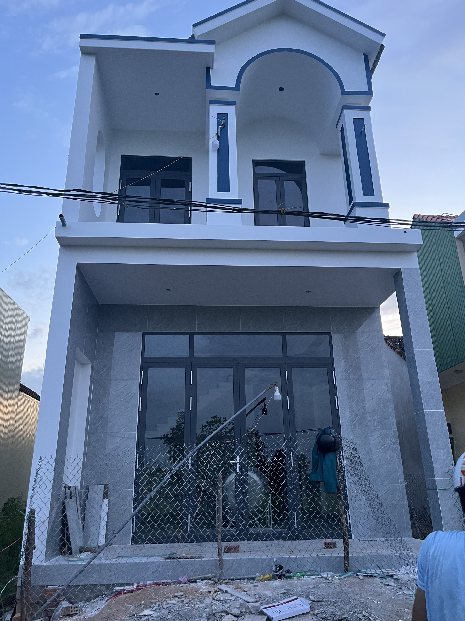 thi công lắp đặt cửa nhôm xingfa nhập khẩu tại hành phước Quảng Ngãi