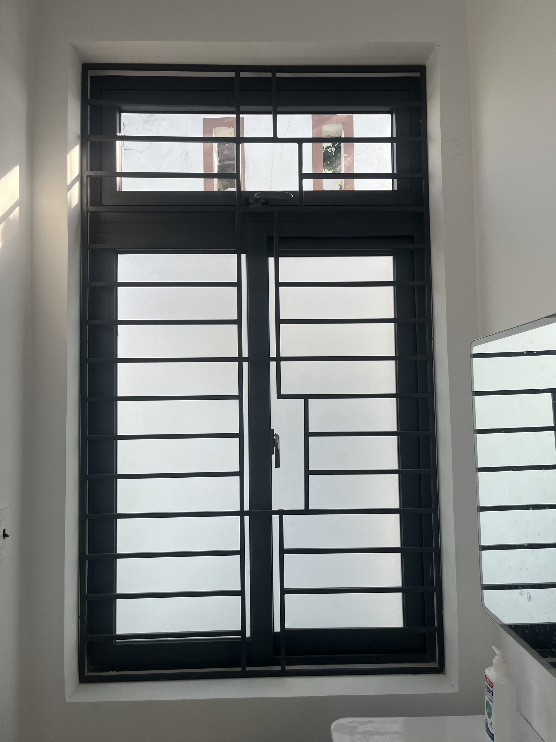 Cửa sổ nhôm Xingfa kính cường lực tại Tư Nghĩa Quảng Ngãi