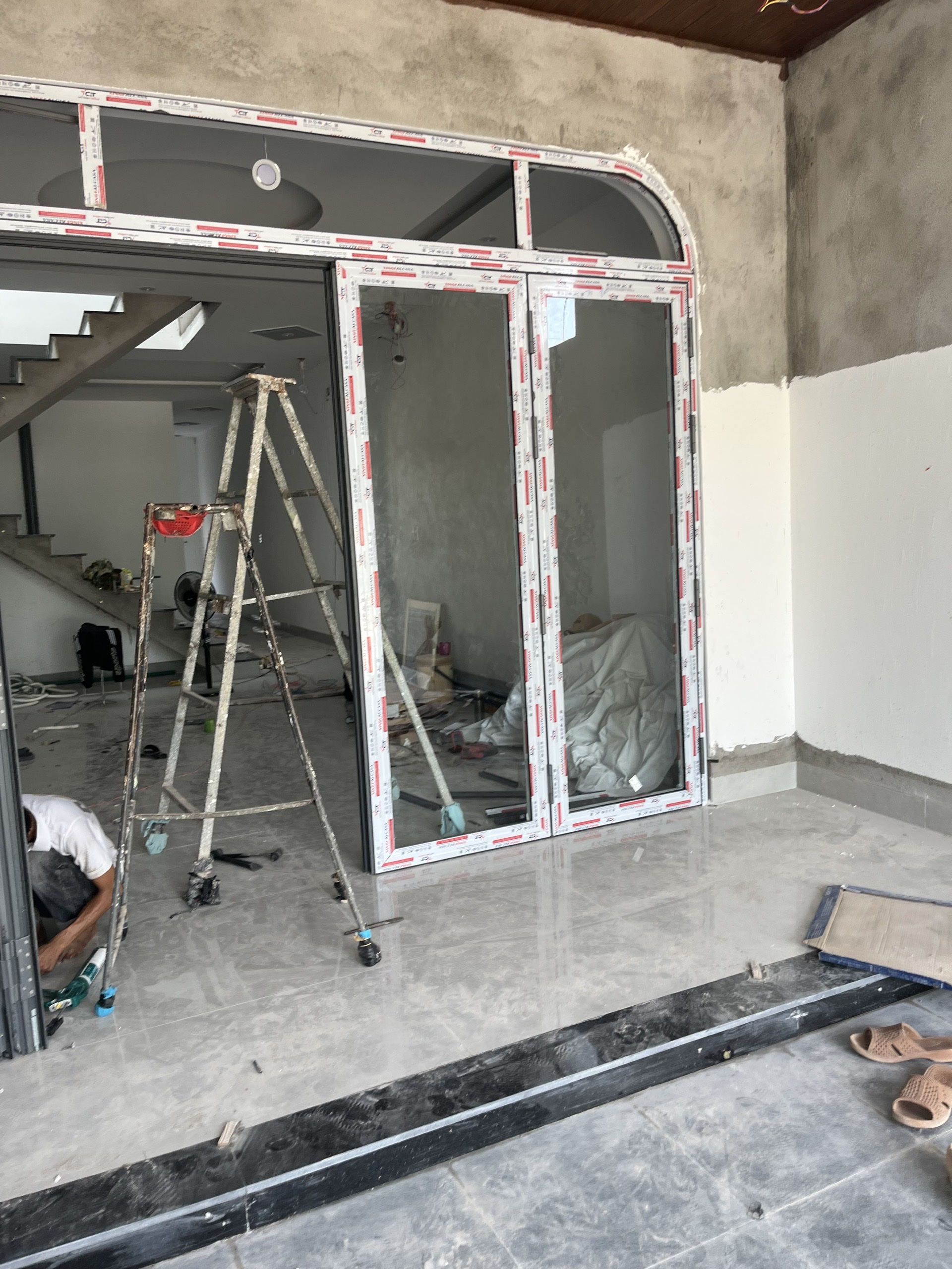Lắp đặt cửa nhôm Xingfa cho nhà ở tại Tư Nghĩa Quảng Ngãi