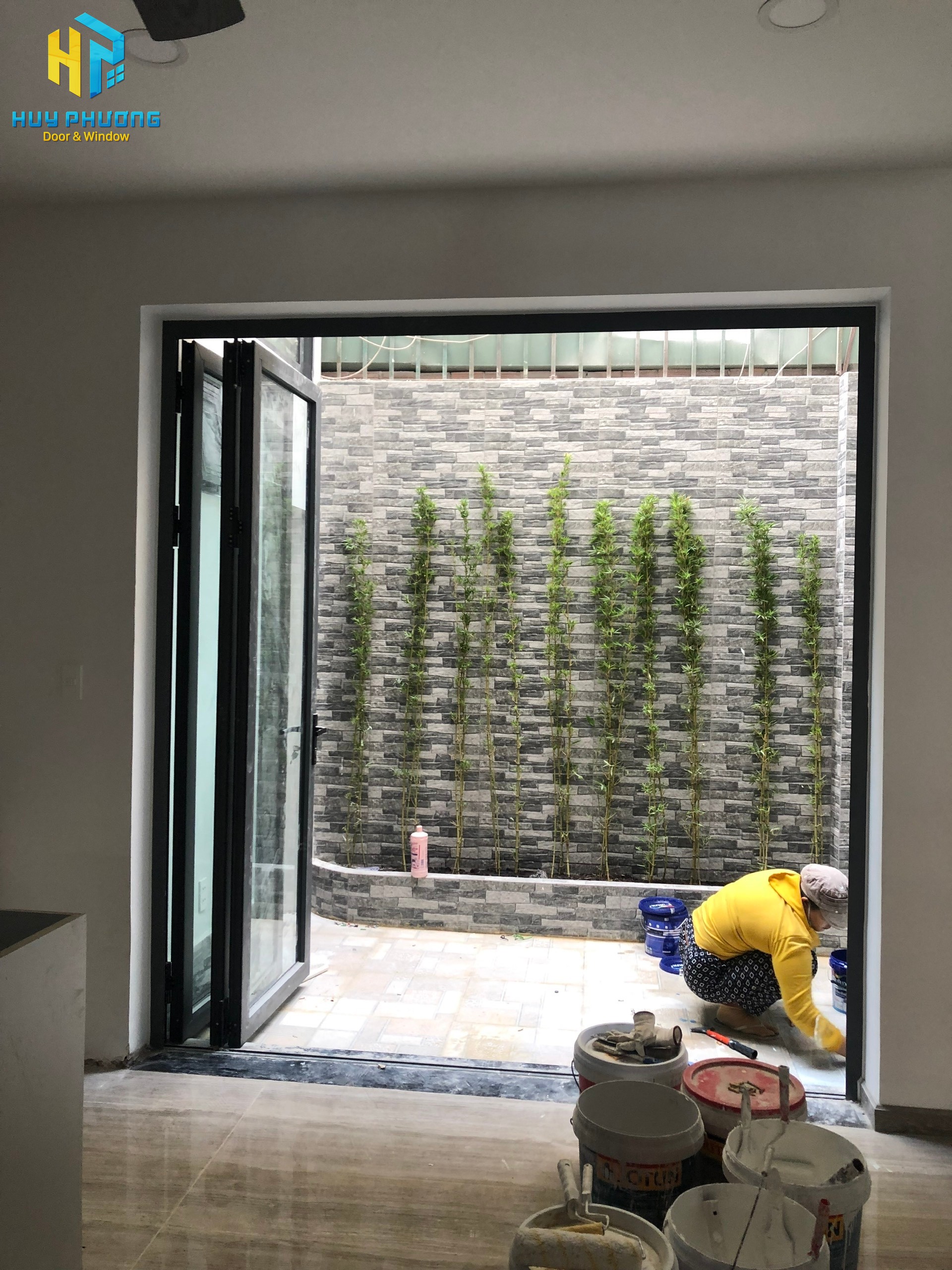 thi công cửa nhôm xingfa xếp trượt hệ 63 Quảng Ngãi
