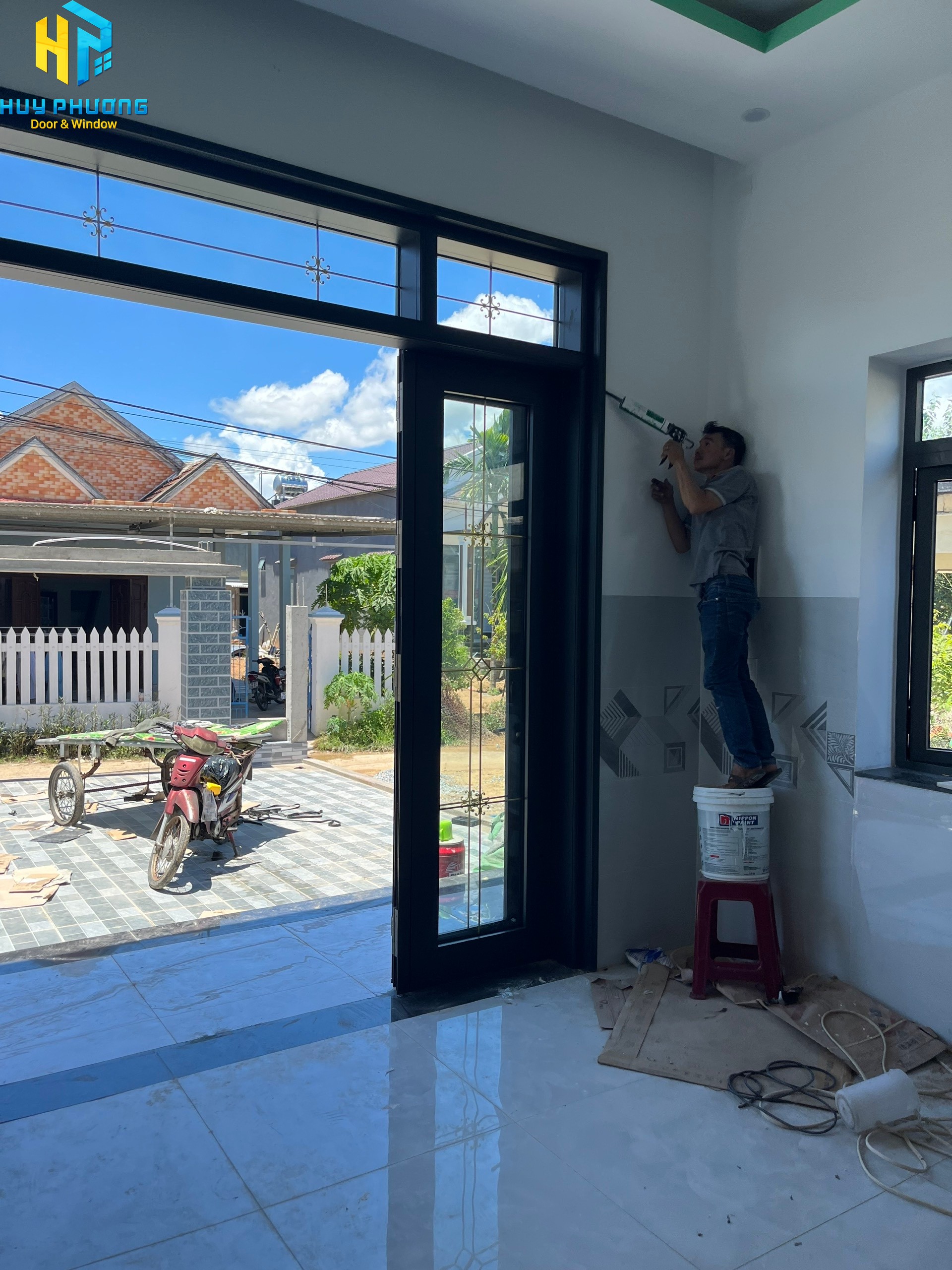 Thi công lắp đặt cửa nhôm PMA