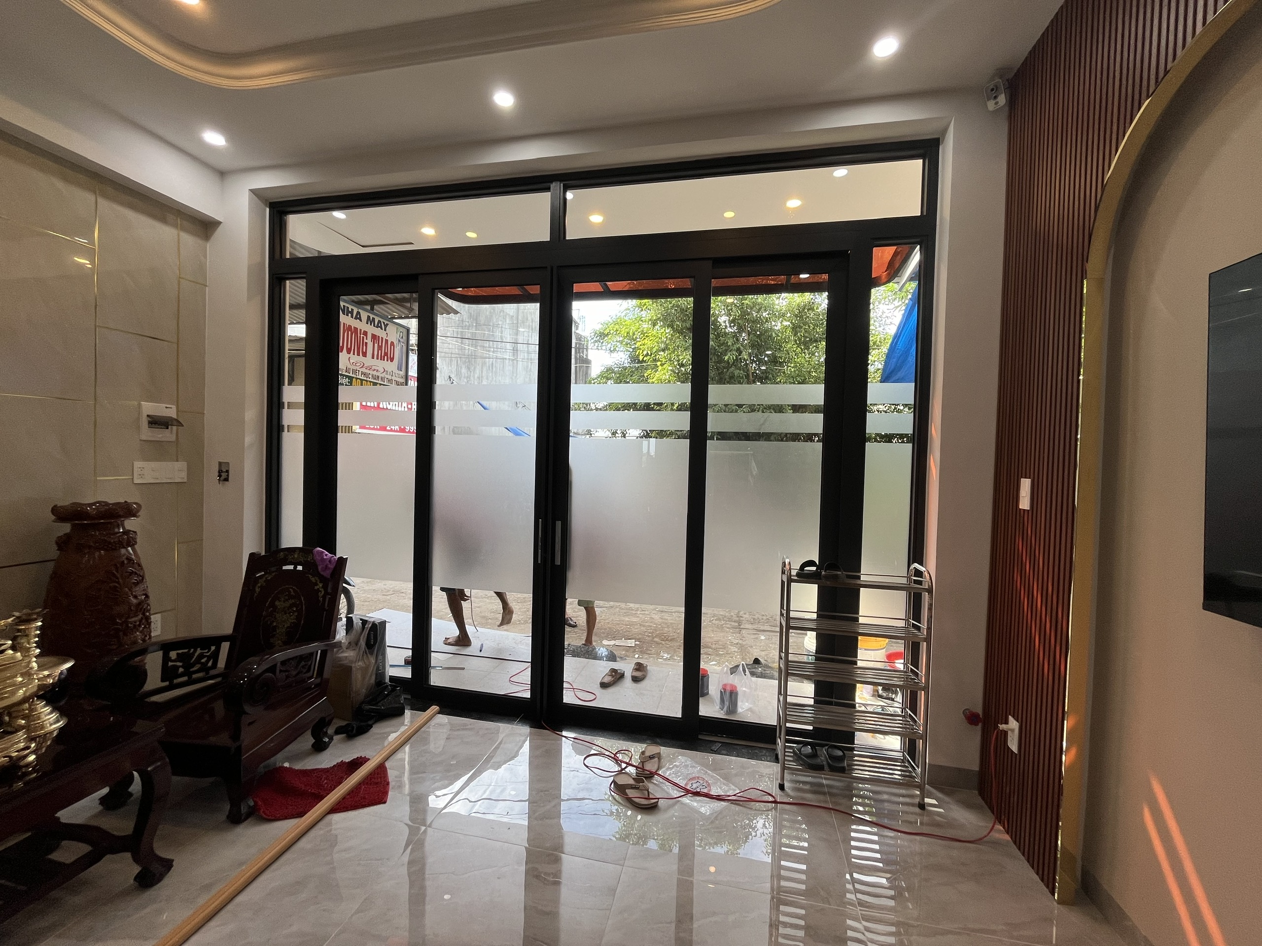 Công trình cửa nhôm Xingfa và cửa trượt quay PMA tại Vệ Giang Quảng Ngãi