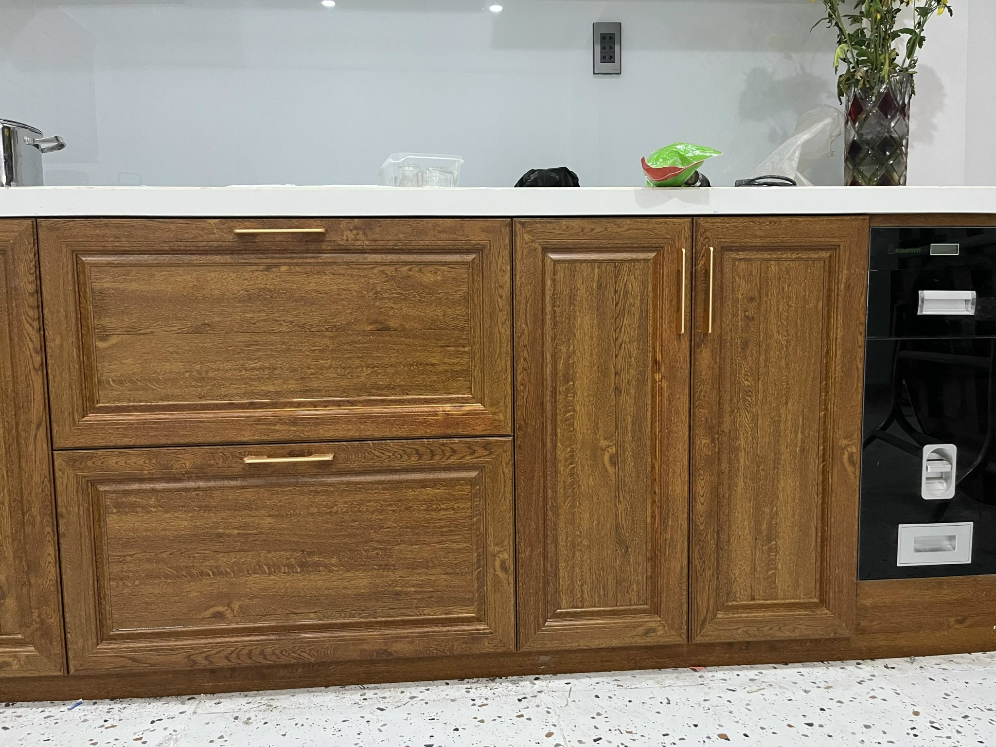 tủ bếp nhôm giả gỗ Quảng Ngãi