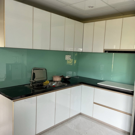 Bếp hơp kim nhôm cánh kính